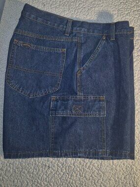 Riders by VF Jeanswear Ladie's denim Cargo shorts size 12  NWOT